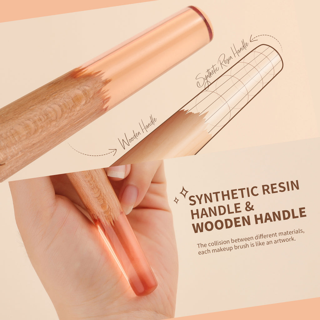 Crystalwood Glow Powder Brush