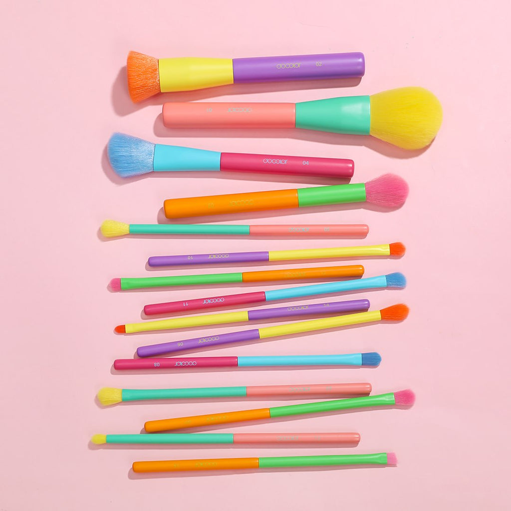 Dream of Color - 15 Pieces Colourful Makeup Brush Set