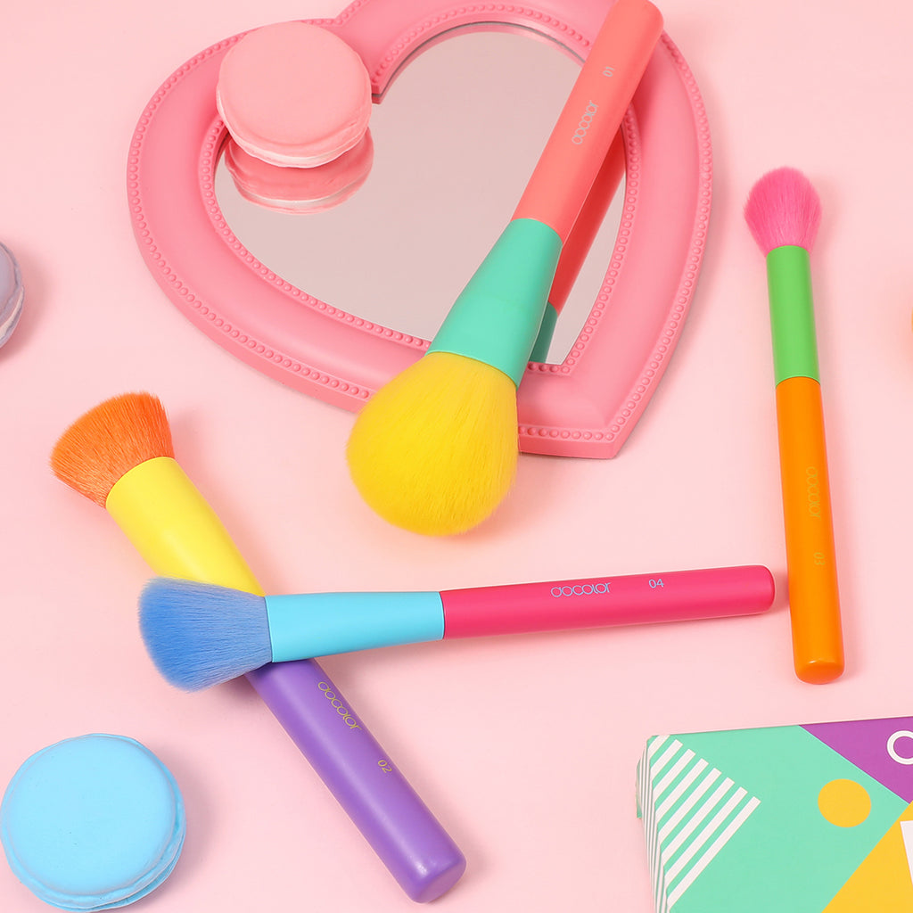 Dream of Color - 15 Pieces Colourful Makeup Brush Set