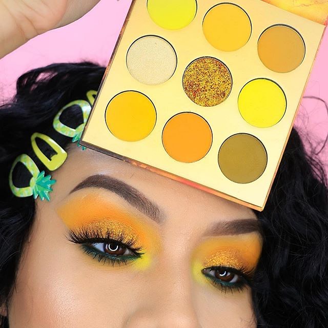 Docolor Cosmetics - Eyeshadow palettes - Gemstone collection 54 colors shadow palettes - colorful palette glitter eyeshadow strongly recommended by professional makeup artists